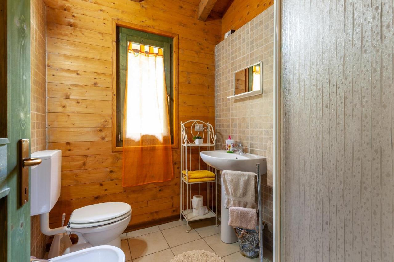 Villaggio Anemone Chalet Fragolina Capanne di Sillano Exterior foto